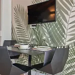 شقة Sunny Cozy Penthouse With A Terrace At Plaza Del Carmen *