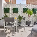 شقة Sunny Cozy Penthouse With A Terrace At Plaza Del Carmen