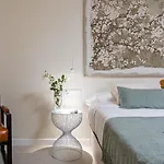 Apartment Osito Hub - Pintor Nicolau