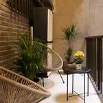 Dorm4you Centro Апартаменты *