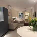 Apartment Osito Hub - Pintor Nicolau Valencia
