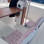 ספינת מלון Velero Whimsy *