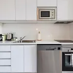 By Olala Homes Apartment