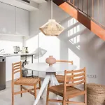 By Olala Homes Apartment