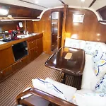 Hotel na wodzie Autentico Velero En