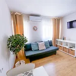 Apartament Aiora *