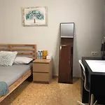 Near The Cabanyal And Universities Homestay Valencia