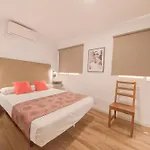 La Reina Apartment *