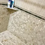 Beautiful Tulip Apartment