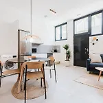 Apartment By Olala Homes