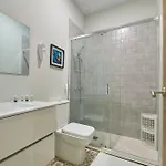 Maldonado Circles & Origami Apartment