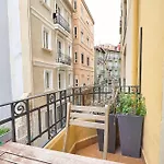 Apartment Maldonado Circles & Origami *