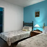 Mirador 5 Del Mercado - Con Bano Privado En El Centro De La Ciudad Vella * Valenza