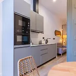 Mestalla Flats By Nomad Host