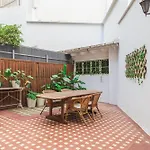 Singularstays Ms Rogers