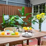 Apartman Singularstays Ms Rogers