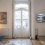 Singularstays Ms Rogers Apartman *
