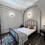 Hostel The Venue Boutique *