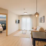 Palau & 4*