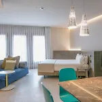 Отель Myr Plaza Mercado & 4*