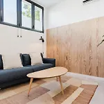 By Olala Homes Apartment