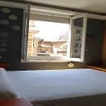 بيت شباب Russafa Youth *