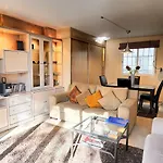 Comfy And Luminous With Balcony 아파트 발렌시아