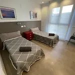 Primera Linea Playa Patacona, Апартаменты *