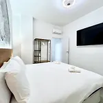 Getaway - Jacuzzi, Space & Comfort