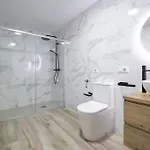 Apartment Ln4 - Loft Espacioso Y Acogedor Estudio Cerca Del Metro Zona Ayora *
