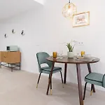 Ag7 Loft Espaciosos Estudios Con Terraza Cercanos Al Metro Zona Ayora Lejlighed *