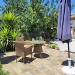 Vakantiehuis Les Moreres A Space For Tranquility *