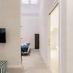 Apartament Trendy Retreat In *