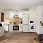 Апартаменты Singularstays Center *