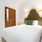 The Little Village Апартаменты *