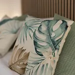 Dorm4you Arena Aparthotel Valenza