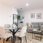 Dorm4you Arena 3* Valenza