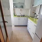 Tranquila, Centrica Y Luminosa De Matrimonio En Vivienda Compartida 홈스테이 *
