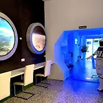 Capsule