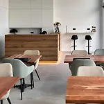 Hotel Hq Arena 3*