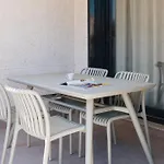 Apartment White *