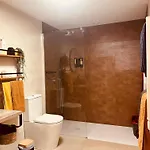 Duplex Tipo Loft De Estilo Selvatico Y Safari, Con Encanto Y A Pasos Del Mar