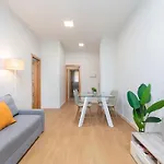 شقة Beachside Ideal For Digital Nomads فالنسيا