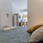 Uy - Loft Acogedores Y Modernos Estudios Cerca De La Estacion Joaquin Sorolla Valensiya
