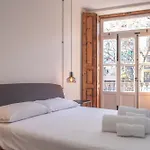 Quart Historic 2 Апартаменты *