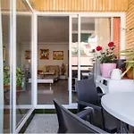 Se Alquila Doble Con Aire Acondicionado
