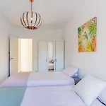 Cabalicious Flat-Big Families By Invalencia *