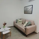 Habitación en casa particular Vip En Vivienda Compartida, Muy Céntricas, Ruzafa Centro, Bonitas Y Tranquilas *