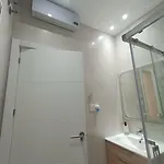 Habitación en casa particular Vip En Vivienda Compartida, Muy Céntricas, Ruzafa Centro, Bonitas Y Tranquilas