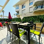 Stylish With Terrace On The Beachfrom 公寓 *